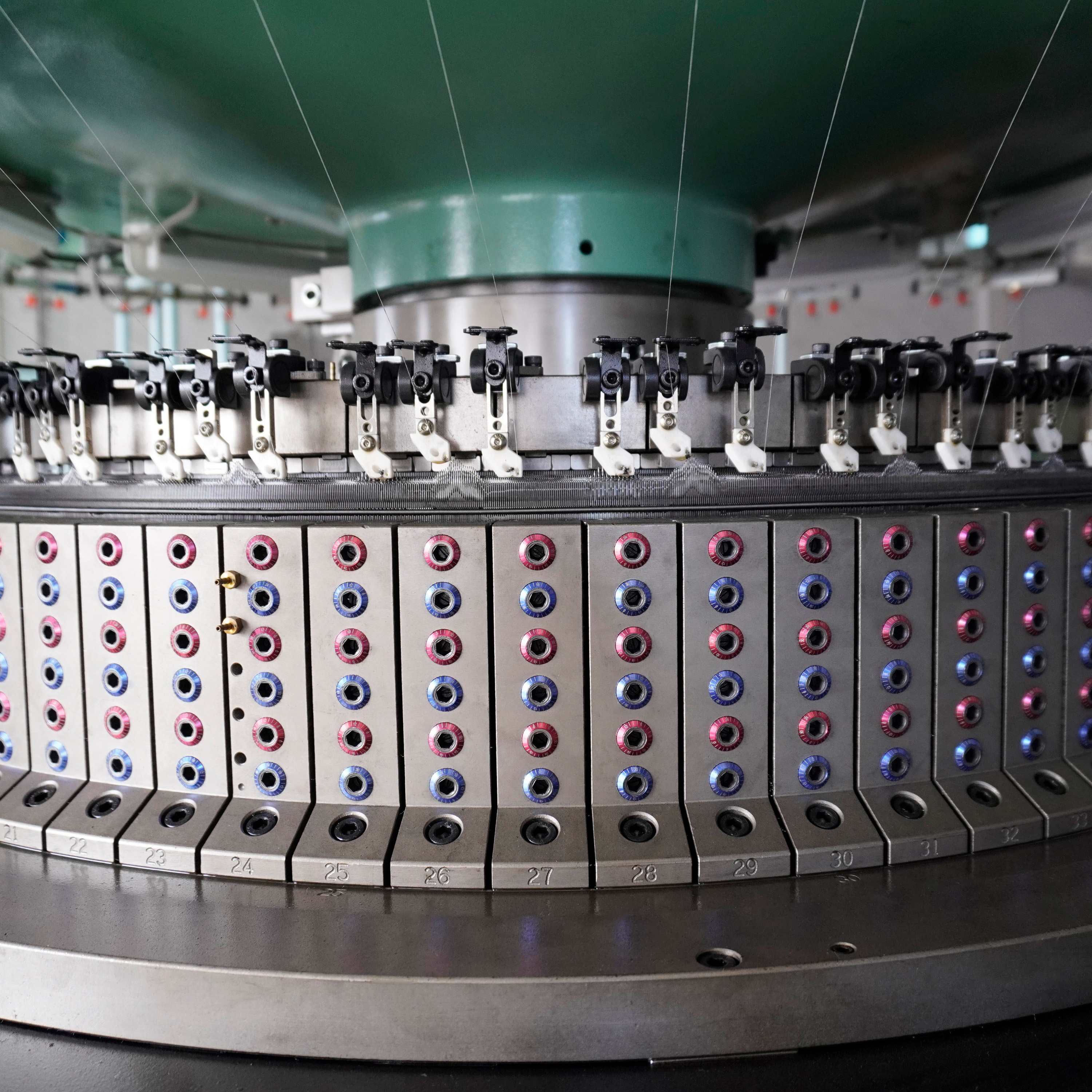 High Speed Computerized Electronic Jacquard Single / Double Knitting Machine view 3